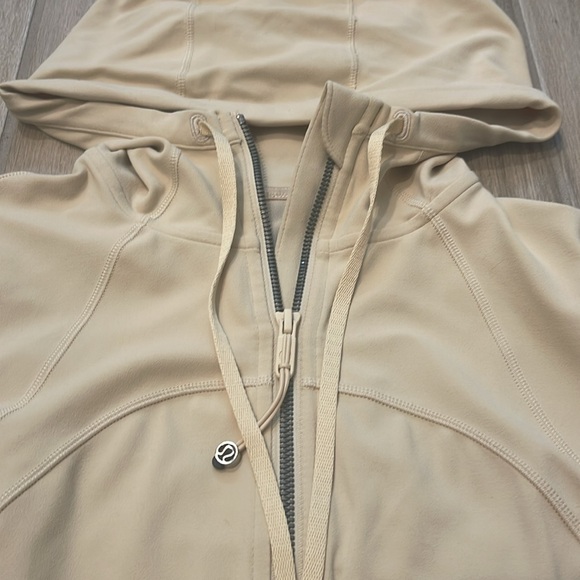 Lululemon Hooded Define Jacket *Nulu Prosecco Sz 6 - Picture 7 of 10